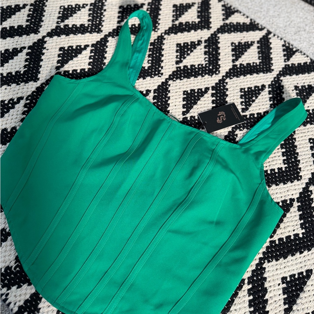 Sincerely Jules Green Crop Top